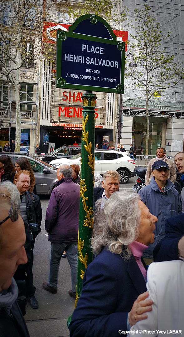 Place Henri Salvador