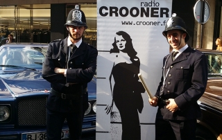 Crooner Radio envahie la Rue du Faubourg Saint Honoré