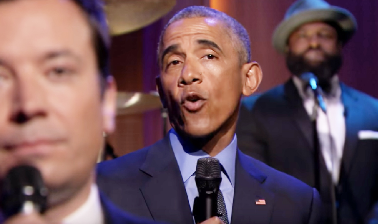 Barack Obama fait son bilan façon crooner