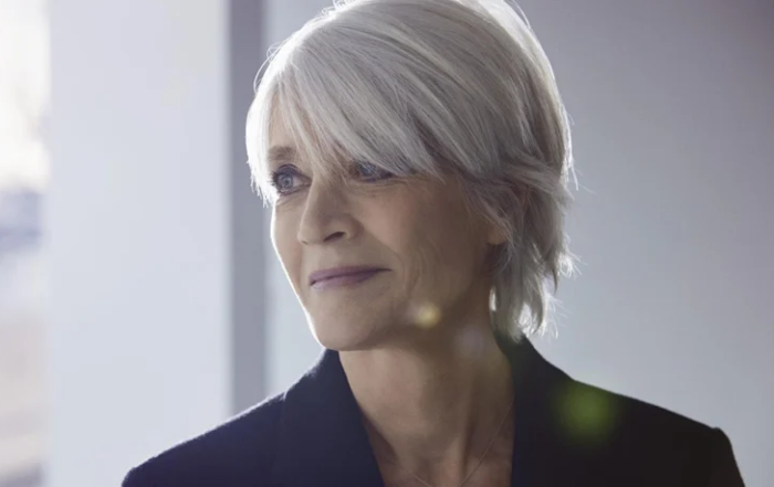 2021-12-13-françoise-hardy-interview-chanteuse-crooner-radio