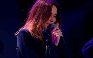 2022-31-01-carla-bruni-concert-olympia-french-touch-crooneuse