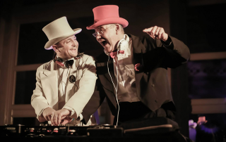 IMG-BART&BAKER-CROONER-RADIO