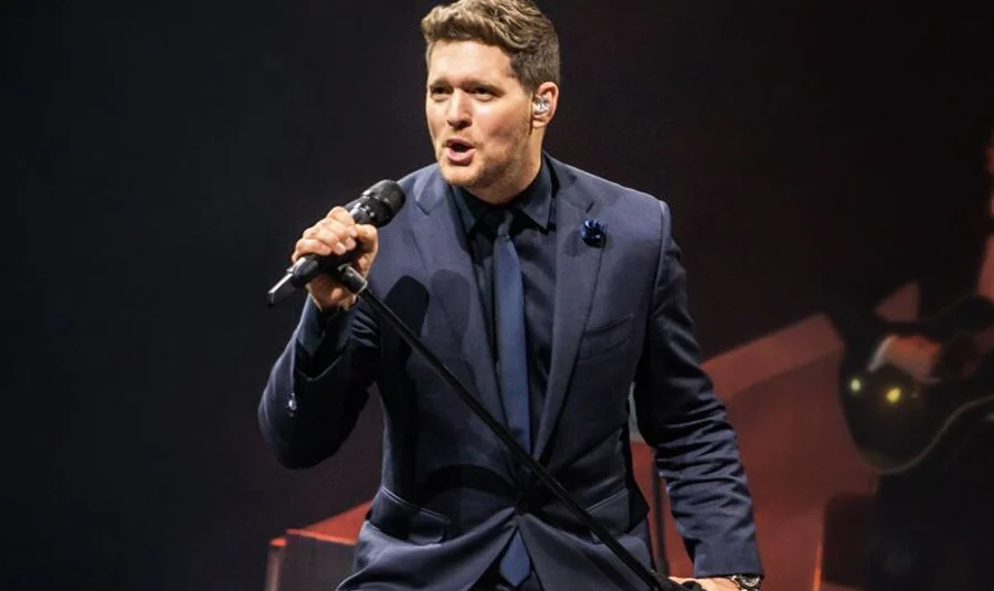 2022-10-12-michael-bublé-concert-paris-france-higher-tour-2023-crooner-radio
