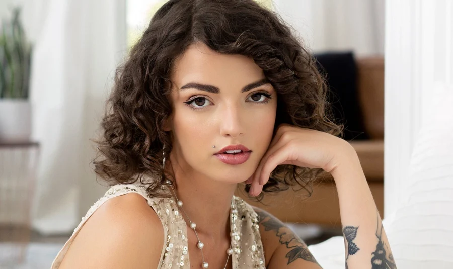 img-emmaline-jeune-chanteuse--violon-detroit-soul-crooner-radio
